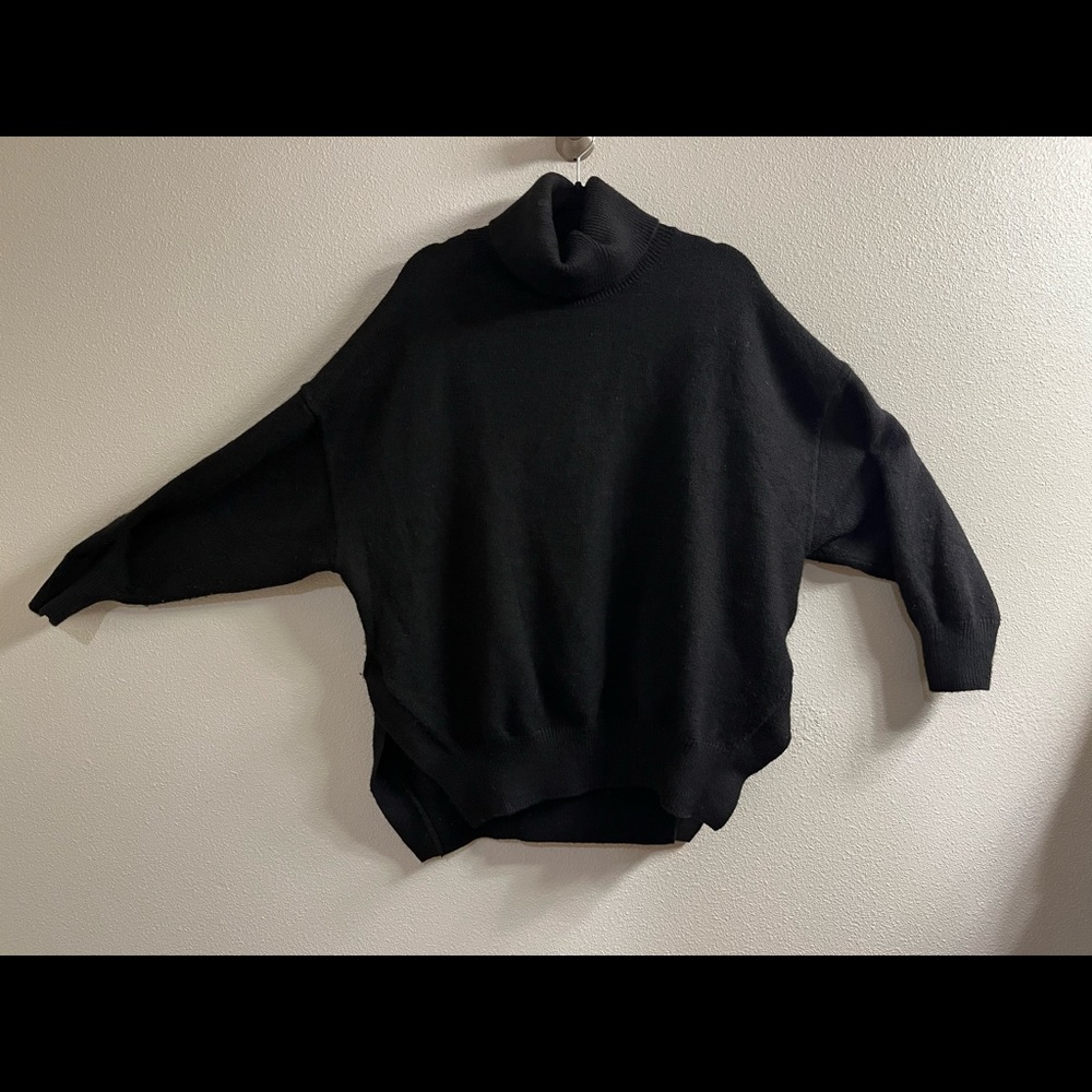Oversized turtleneck